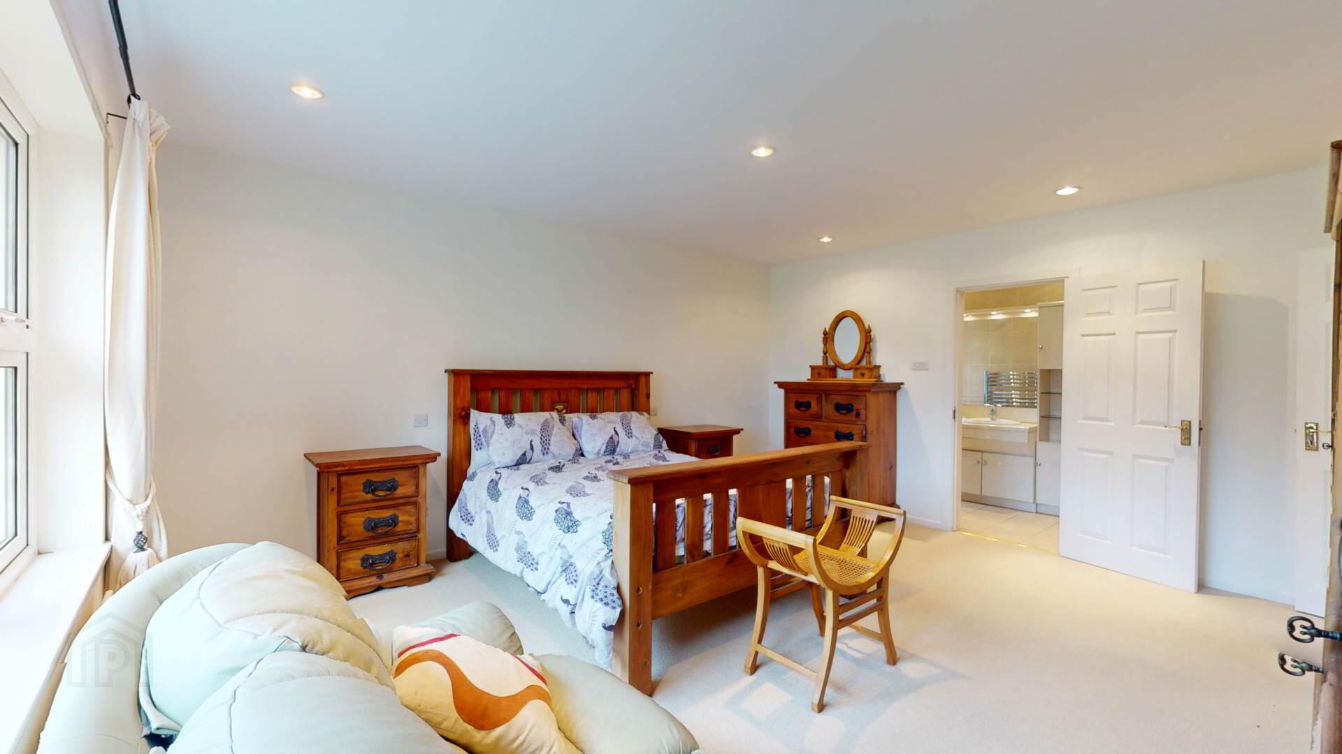 12 Church Road 52 of 65