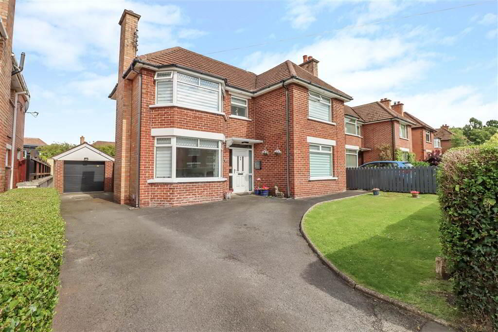 20 Kingswood Park 1 of 29