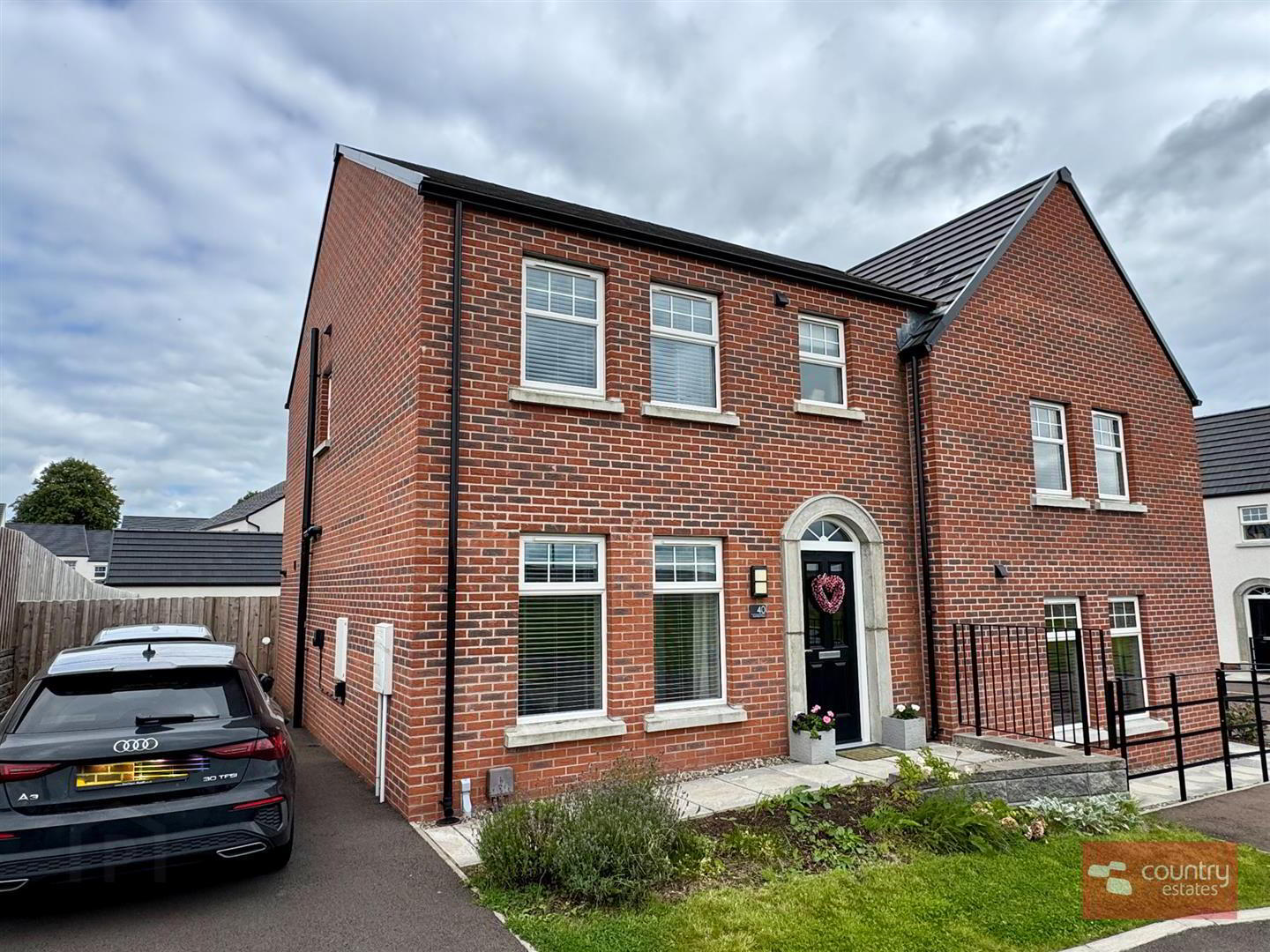 40 Rushfield Place 1 of 32