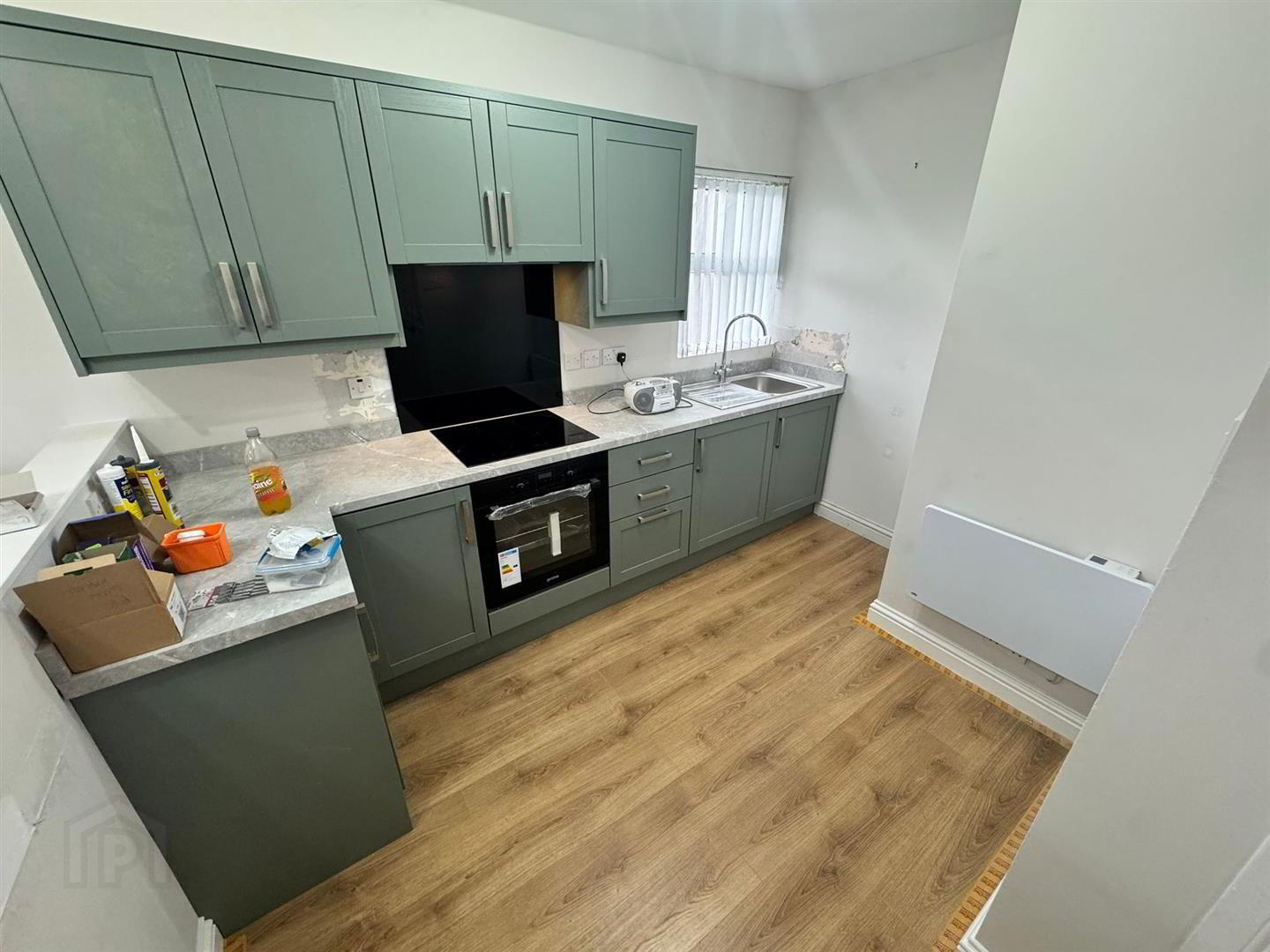 Flat 3, 49 High Street 3 of 5