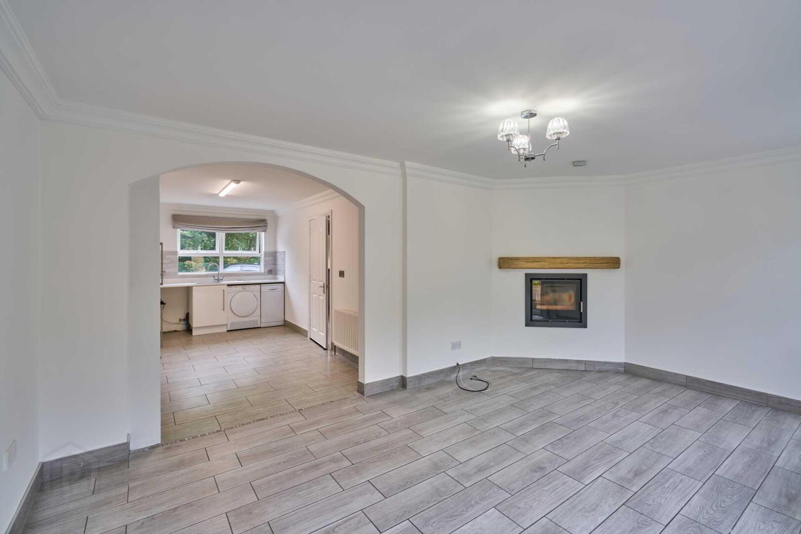 3 Whitebridge Park 9 of 35