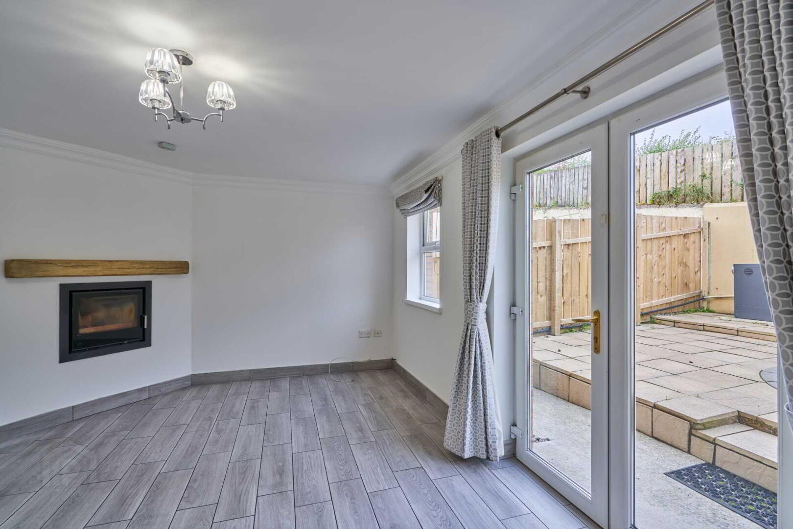3 Whitebridge Park 11 of 35
