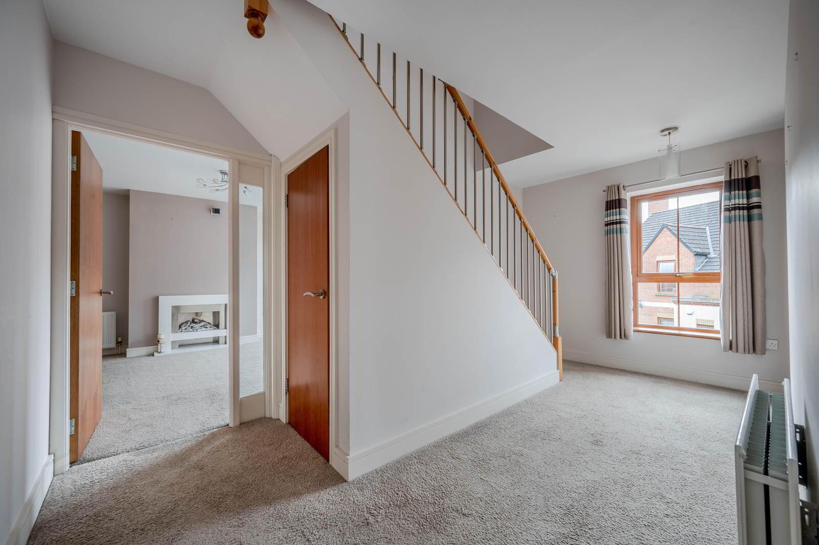 Apt 5, 313 Belmont Road 11 of 26