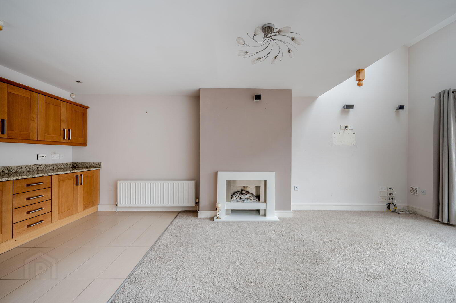Apt 5, 313 Belmont Road 12 of 26