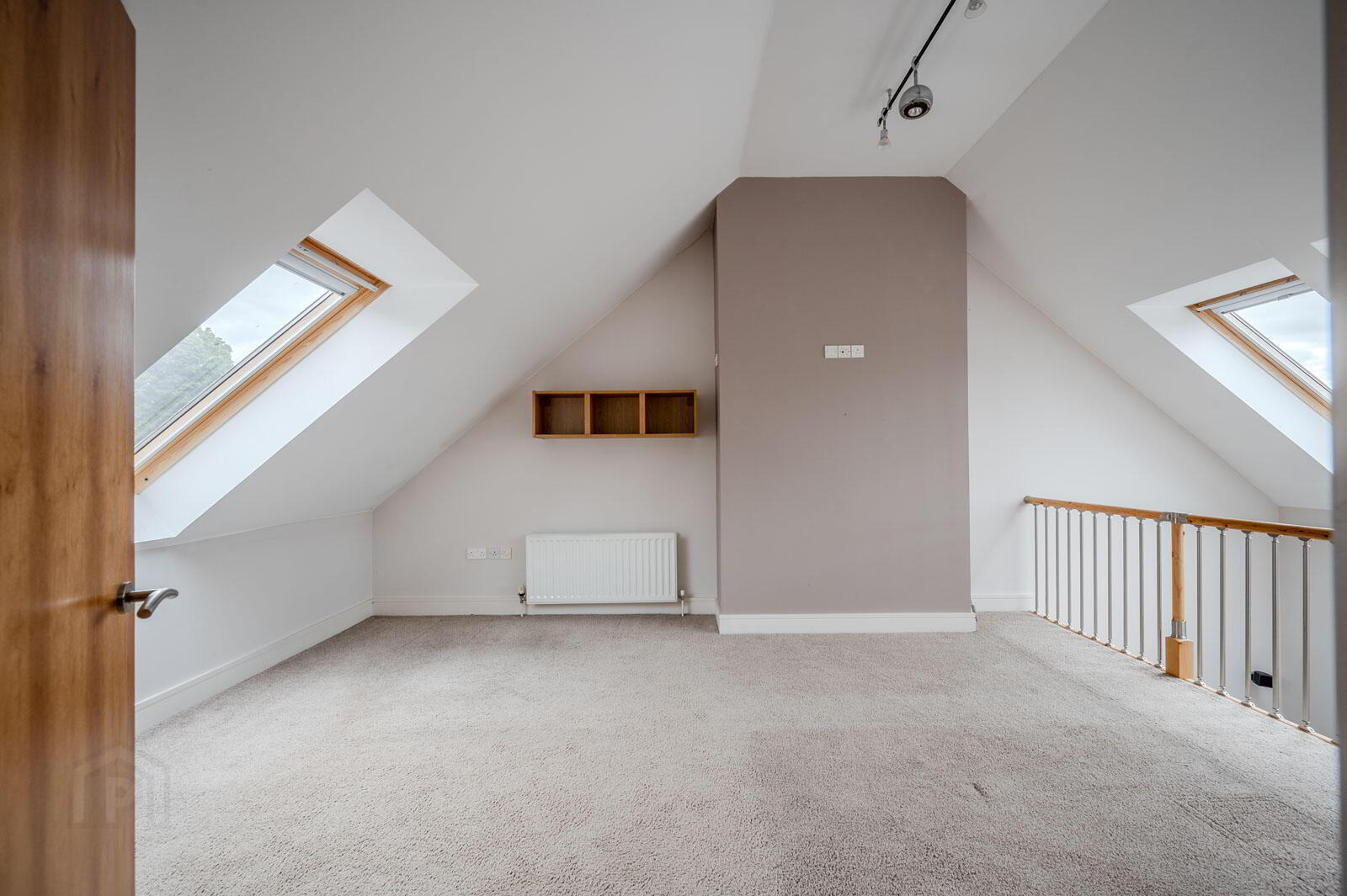 Apt 5, 313 Belmont Road 19 of 26