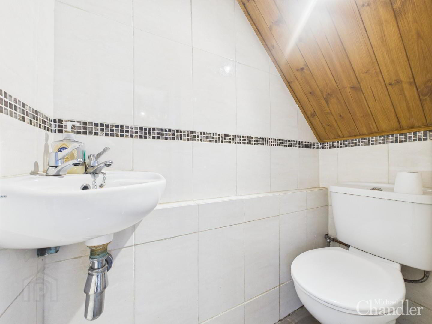 329 Castlereagh Road 8 of 16