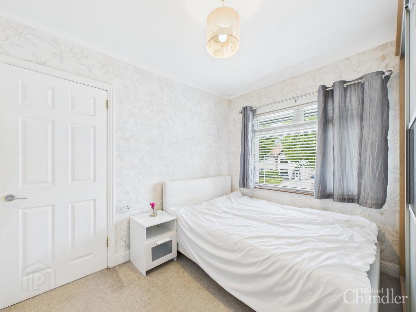 329 Castlereagh Road 10 of 16