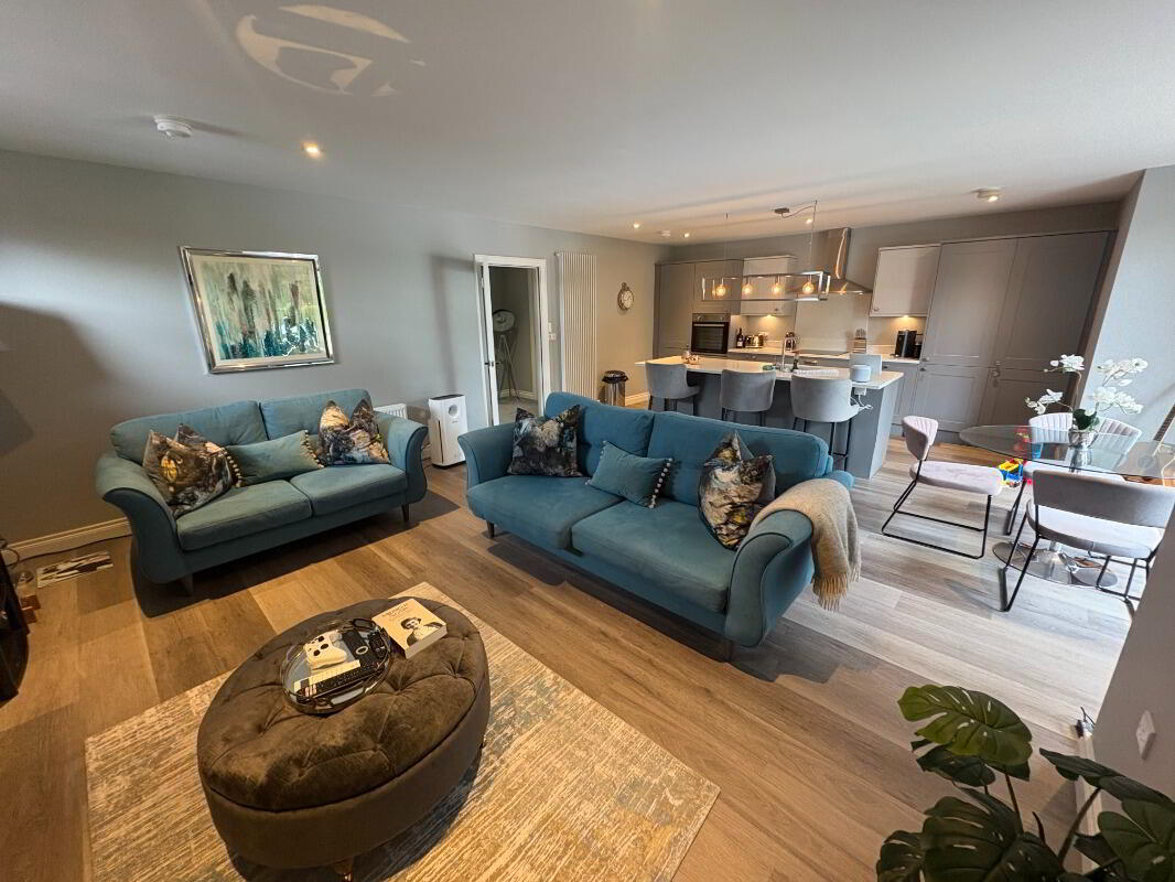 Apt 3, 45 Newforge Lane 5 of 18