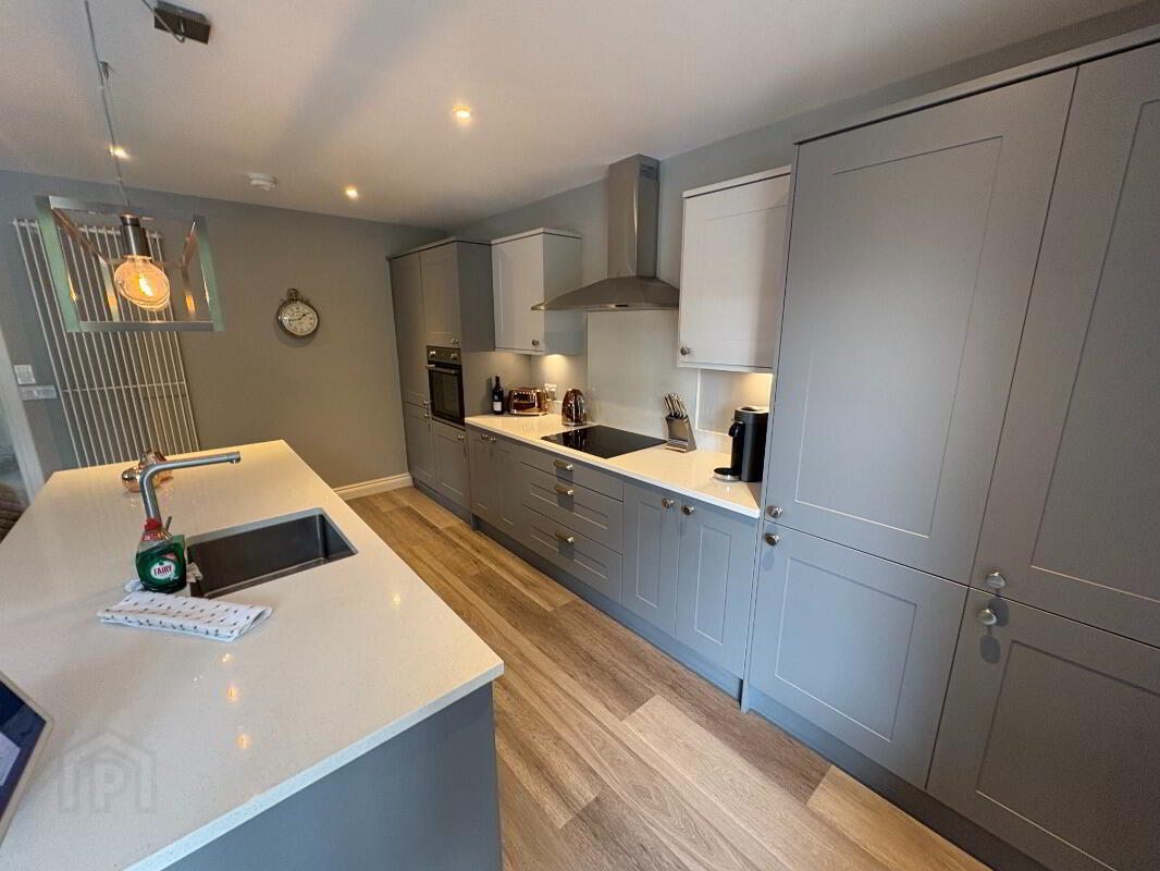 Apt 3, 45 Newforge Lane 7 of 18