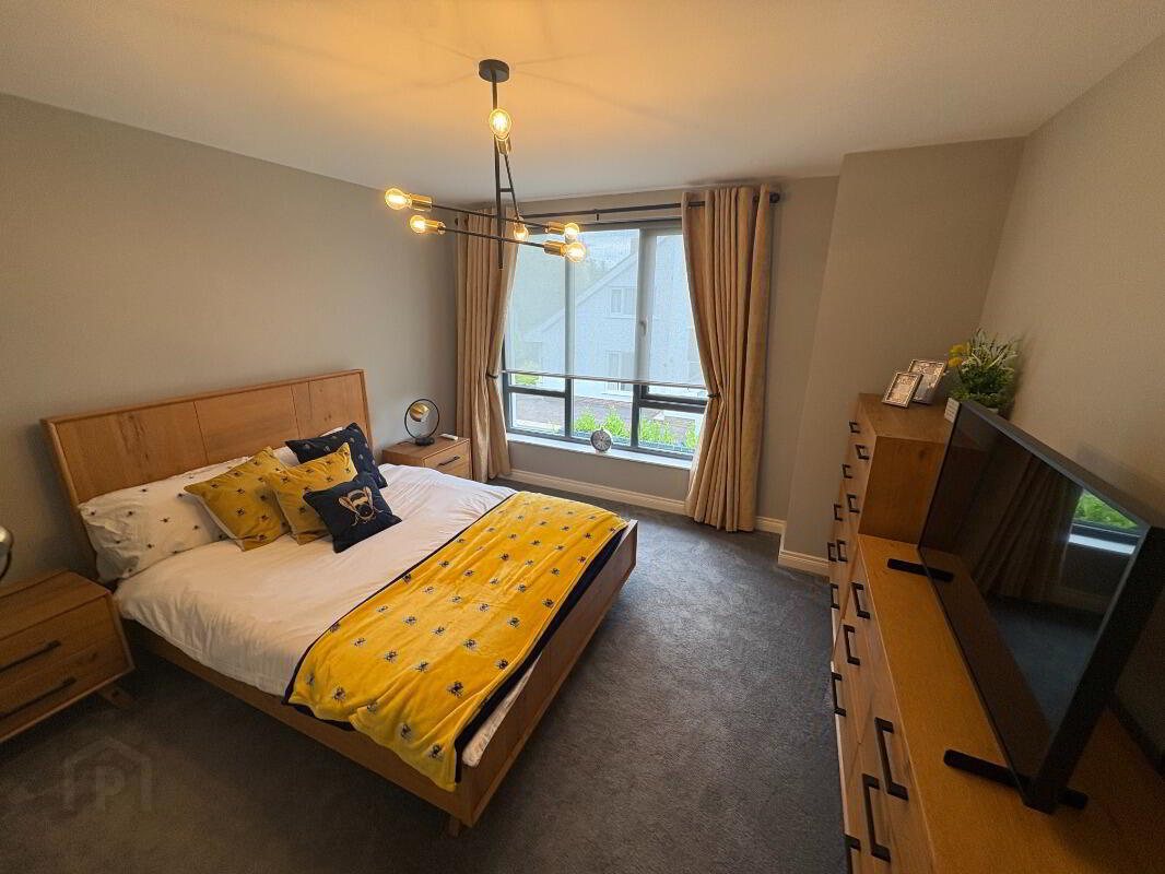 Apt 3, 45 Newforge Lane 10 of 18