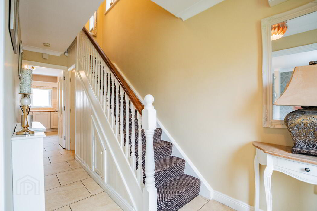 31 Westwood Grove 15 of 37