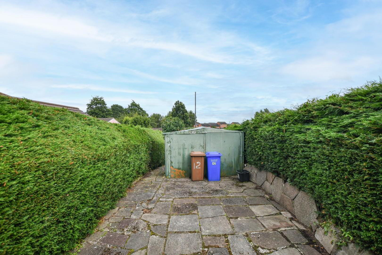 12 Lower Crescent 25 of 30