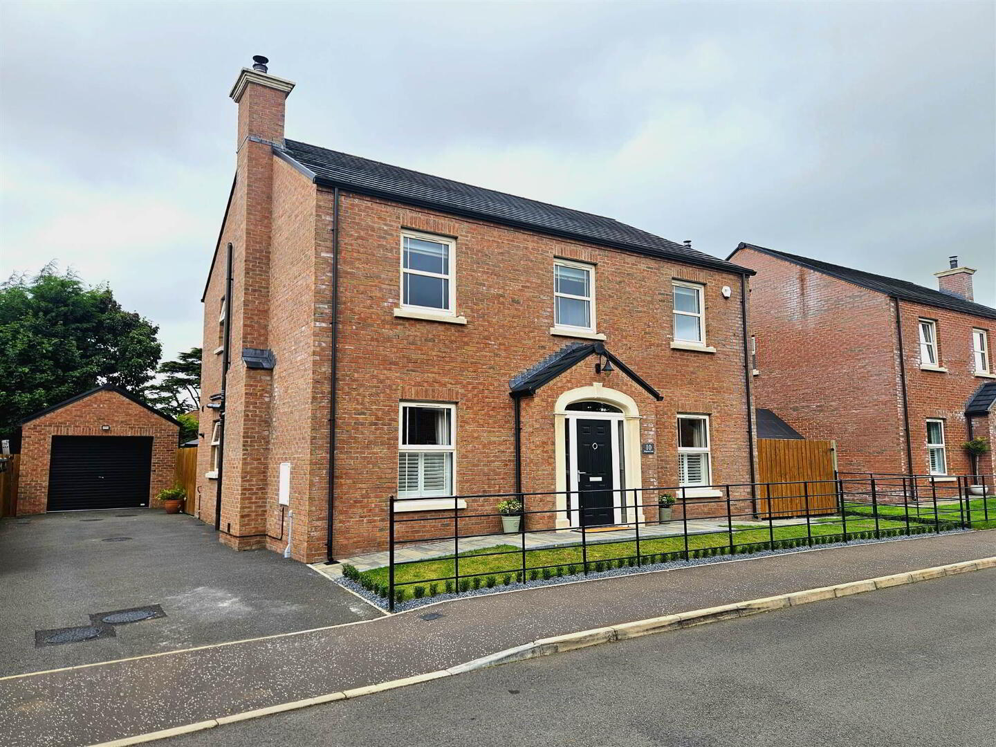 10 Belgravia Court 2 of 48