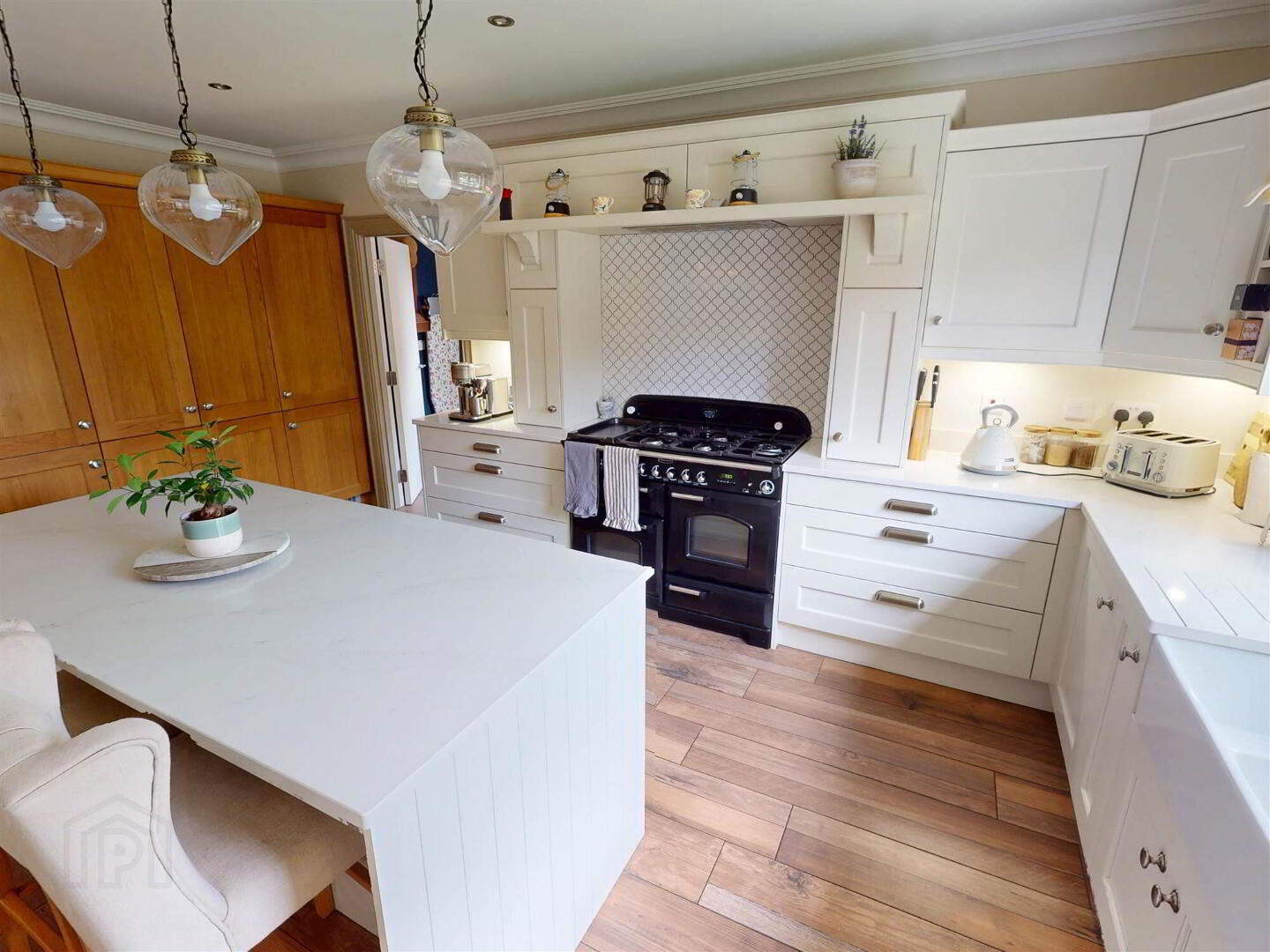10 Belgravia Court 14 of 48
