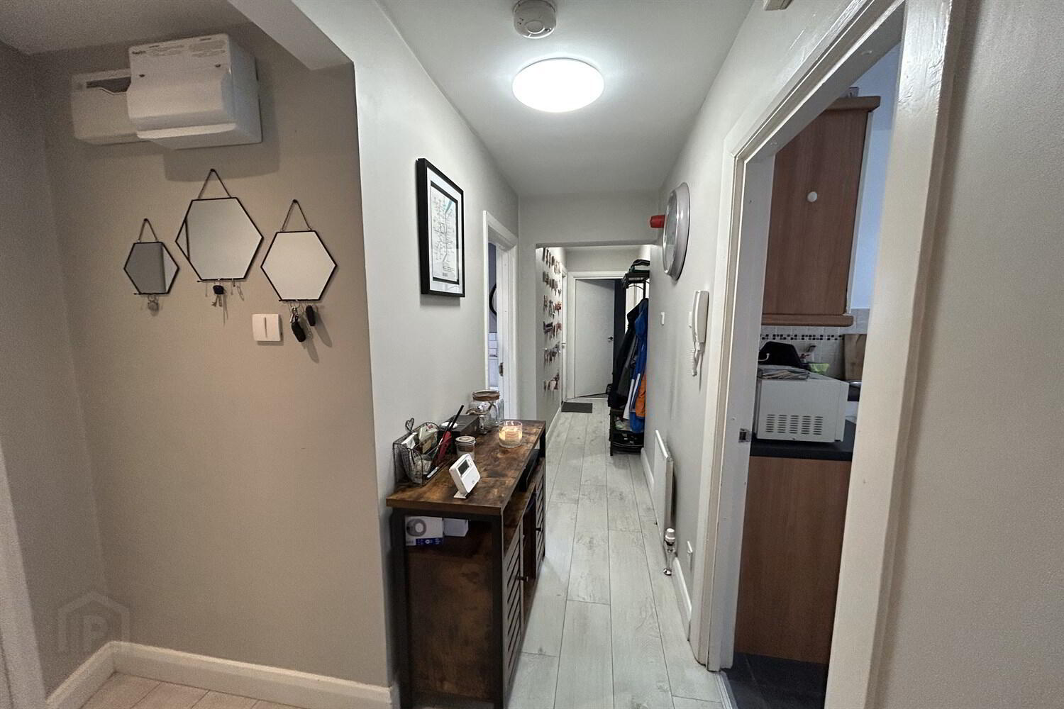 Flat 1, 6 Glandore Avenue 13 of 15