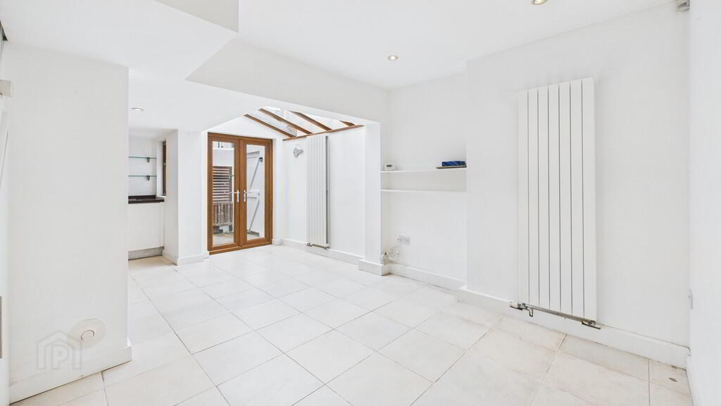 34 Lyle Road 6 of 13