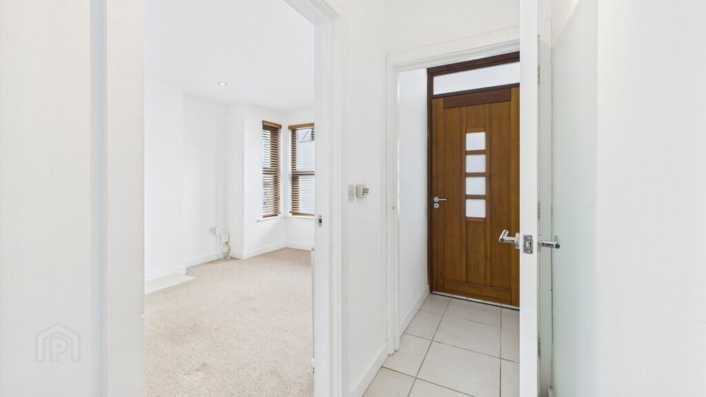 34 Lyle Road 3 of 13