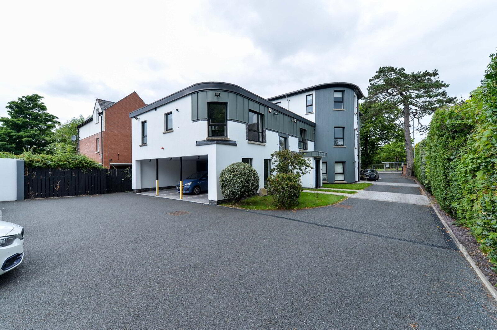 Apartment 1 223 Belmont Road 8 of 8