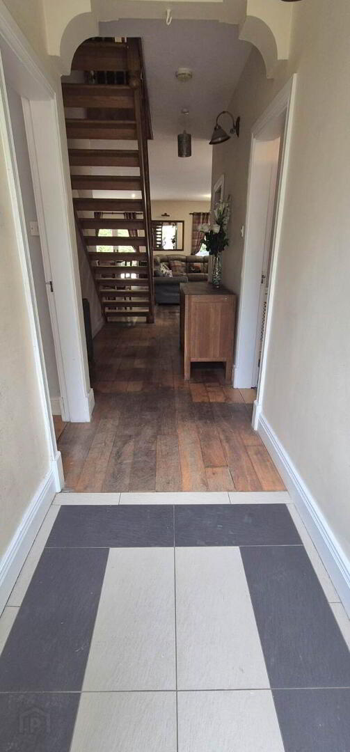 23 Glen Road 6 of 63