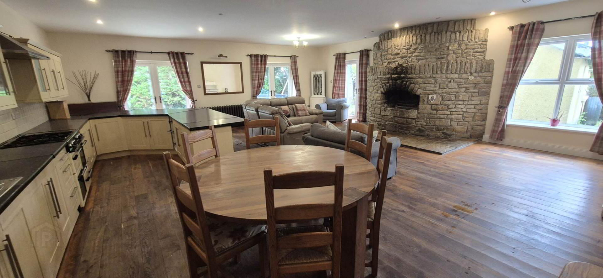 23 Glen Road 12 of 63