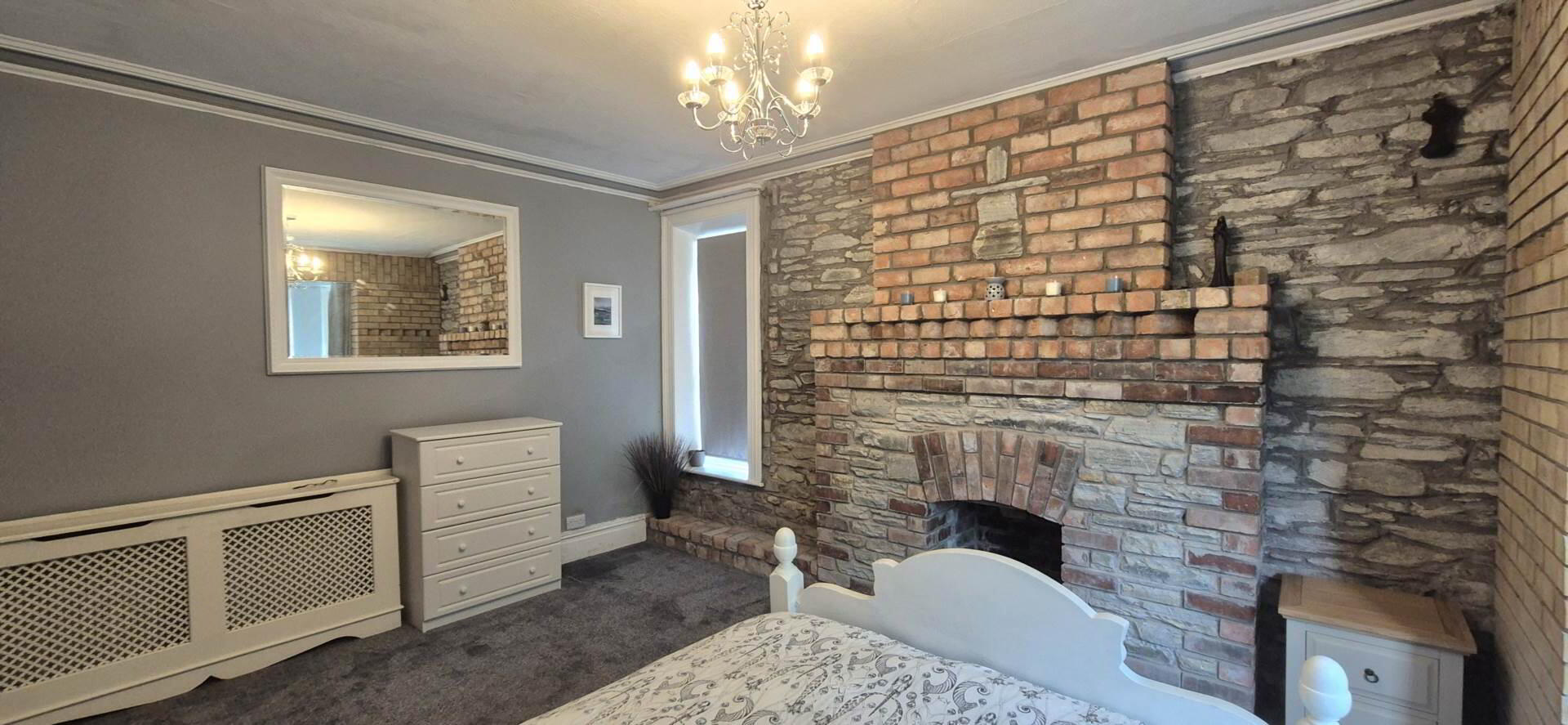 23 Glen Road 24 of 63