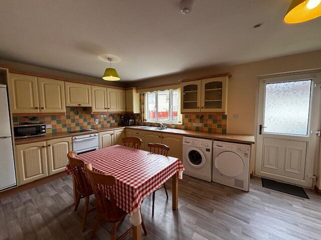 47 Rockfield Heights 4 of 12