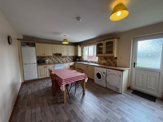 47 Rockfield Heights 5 of 12