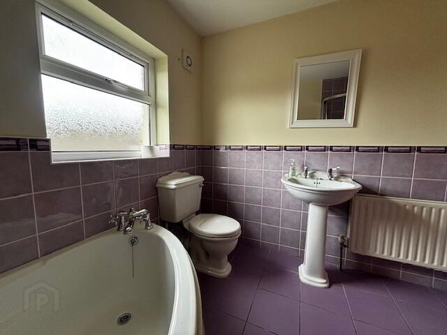 47 Rockfield Heights 11 of 12