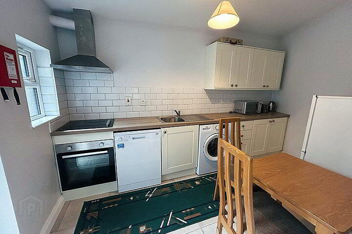 1 Carpenters Court 4 of 7