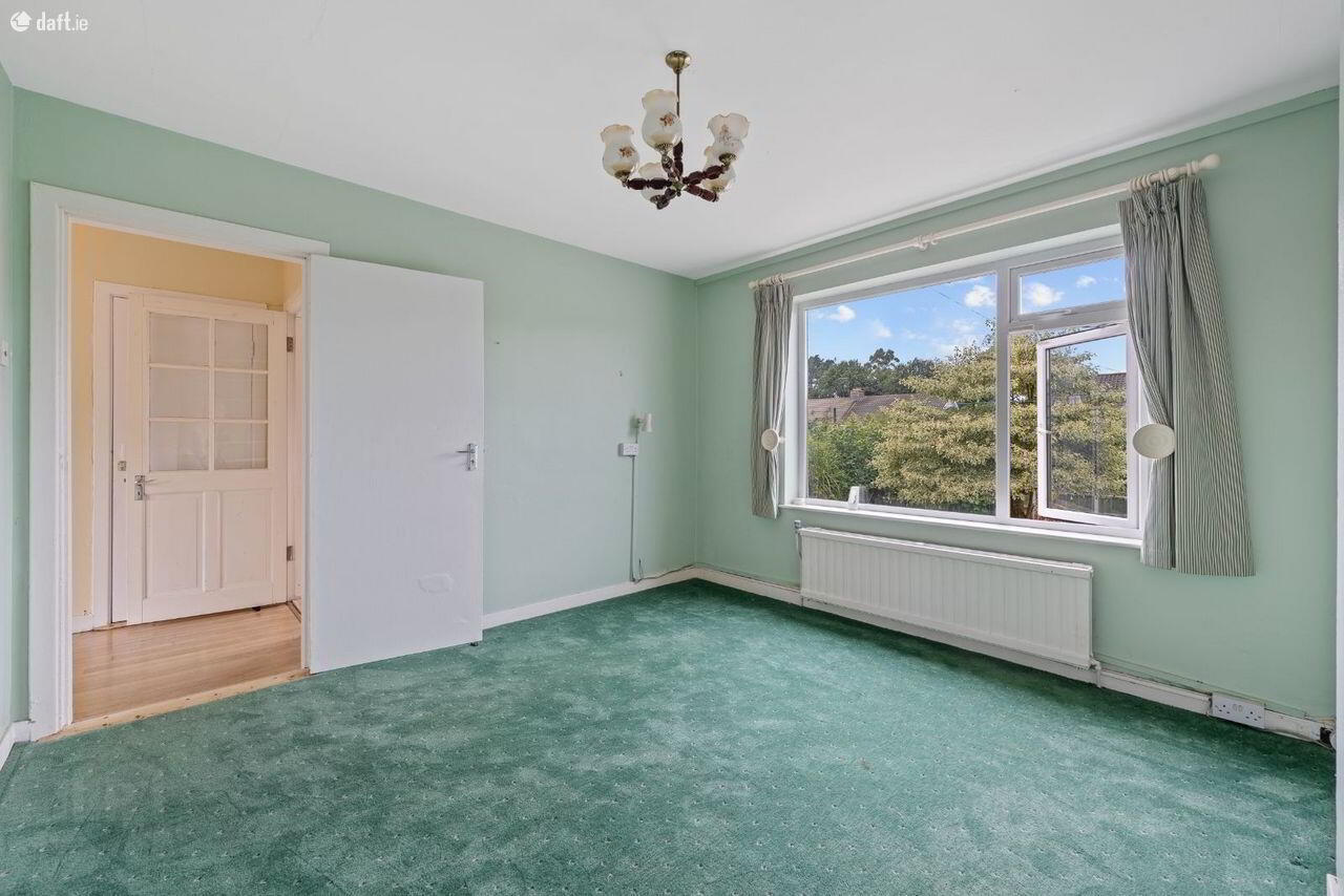 48 Maryborough Avenue 11 of 28