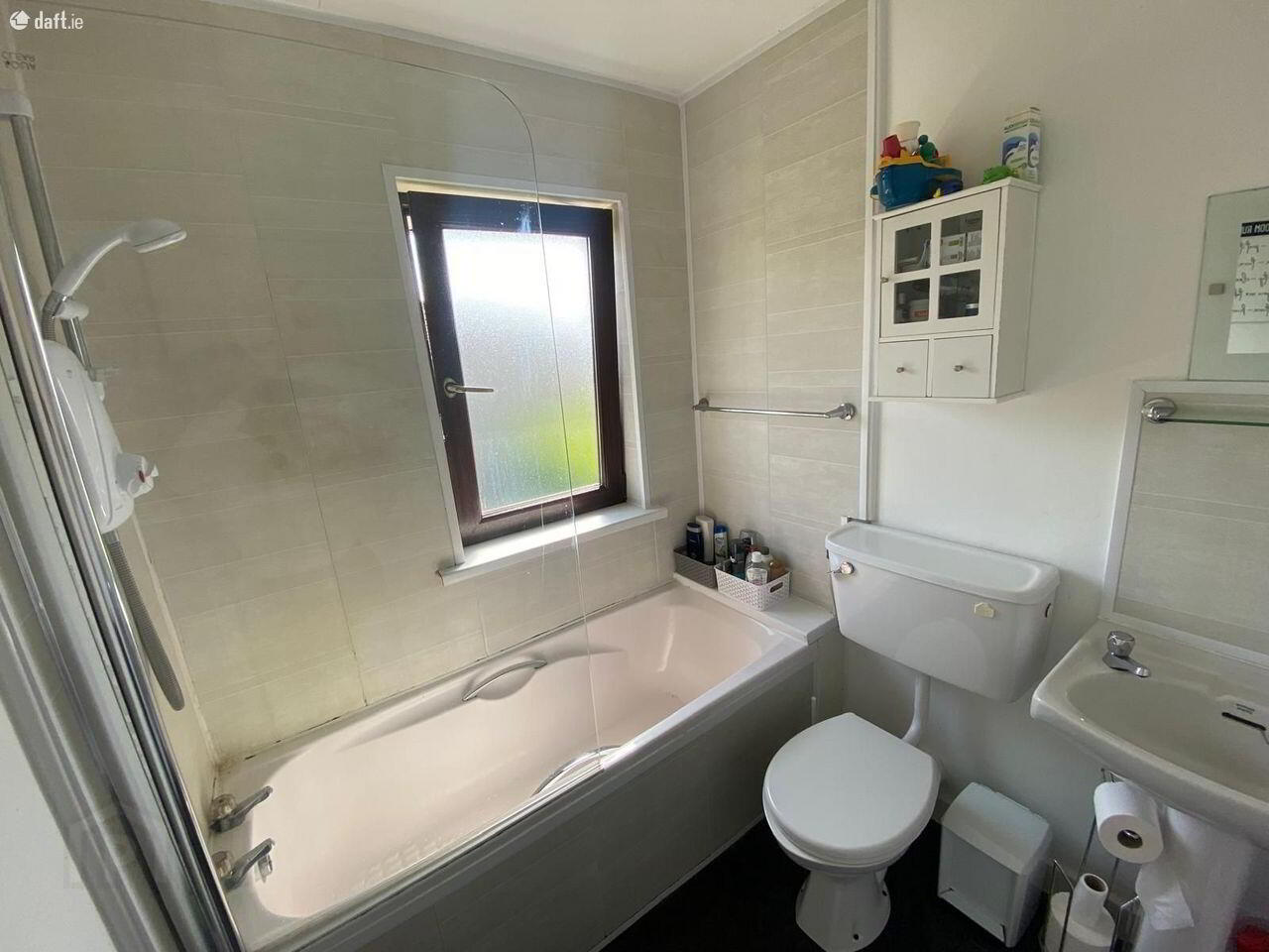 5 Amberley Grove 10 of 12