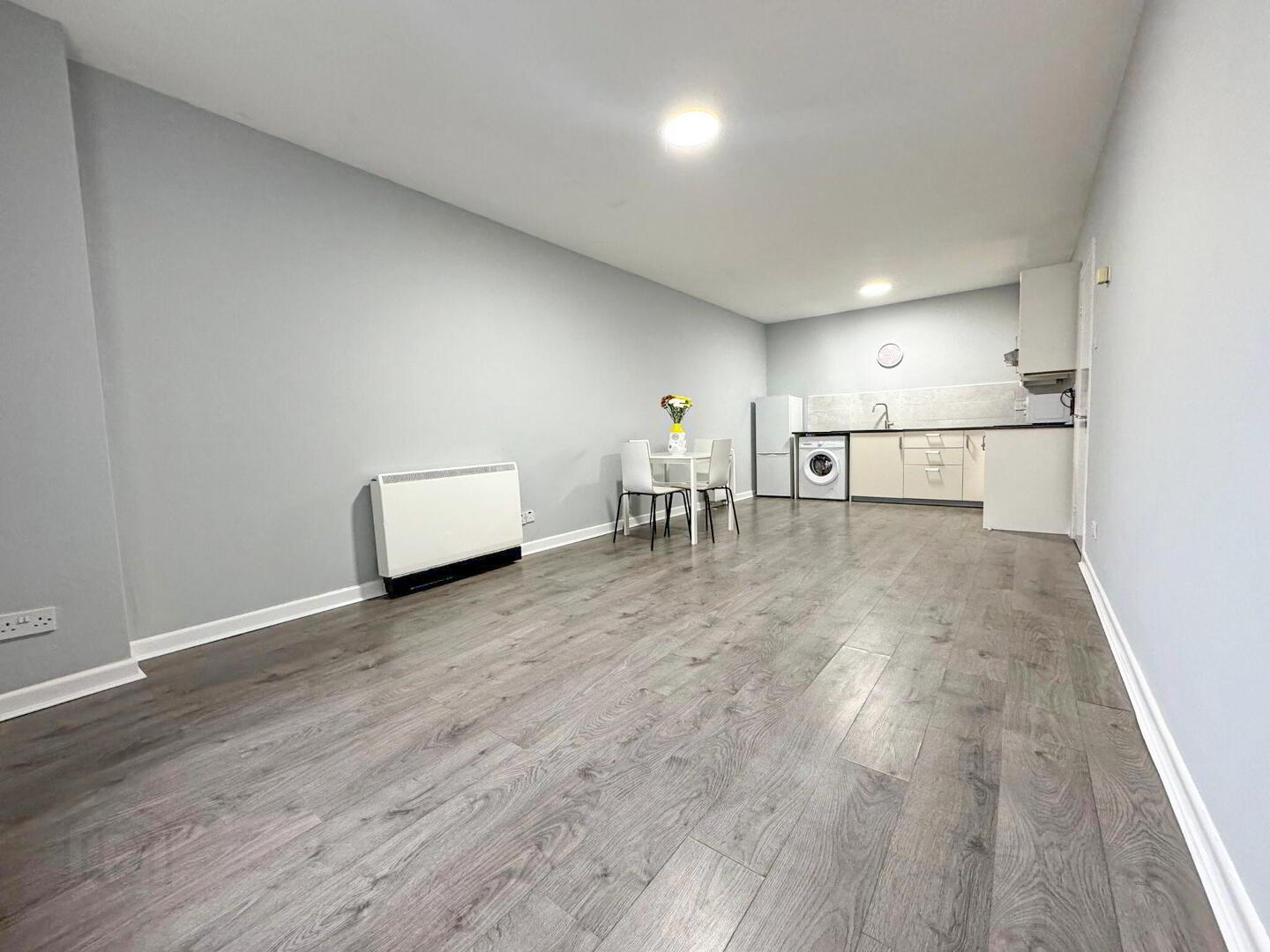 Apt 118 Block A, Millbrook, John, F Kennedy Parade 4 of 15