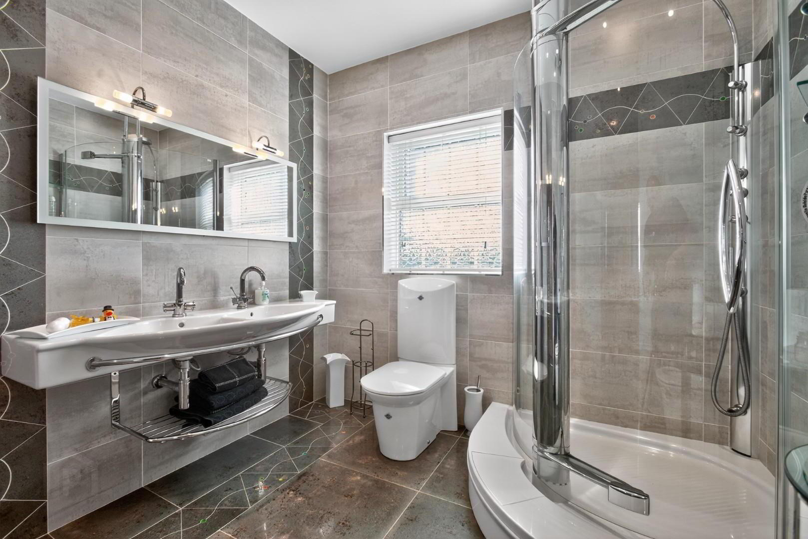 12 Ballyleagry Road 35 of 49