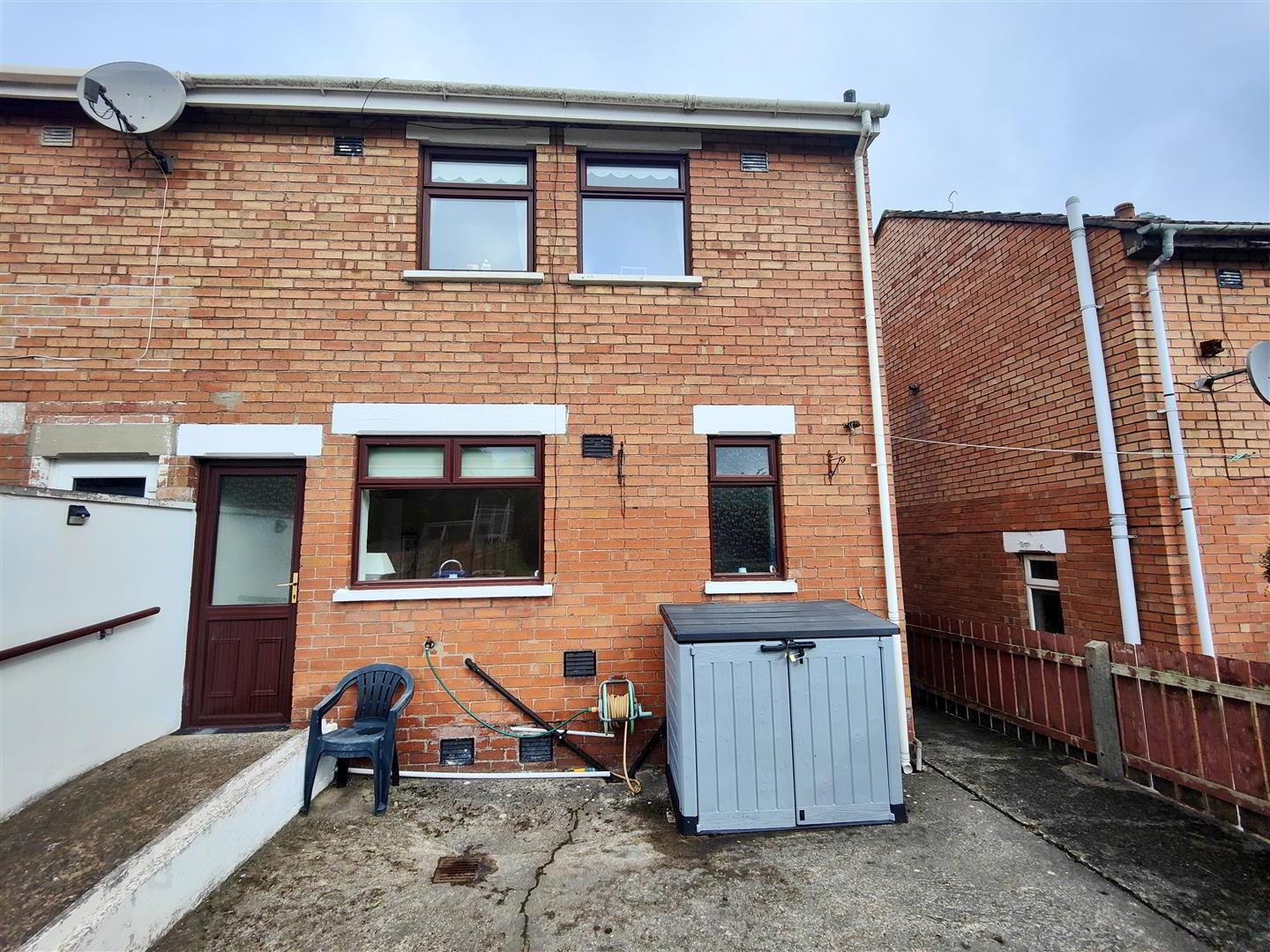 53 Wheatfield Gardens 17 of 23