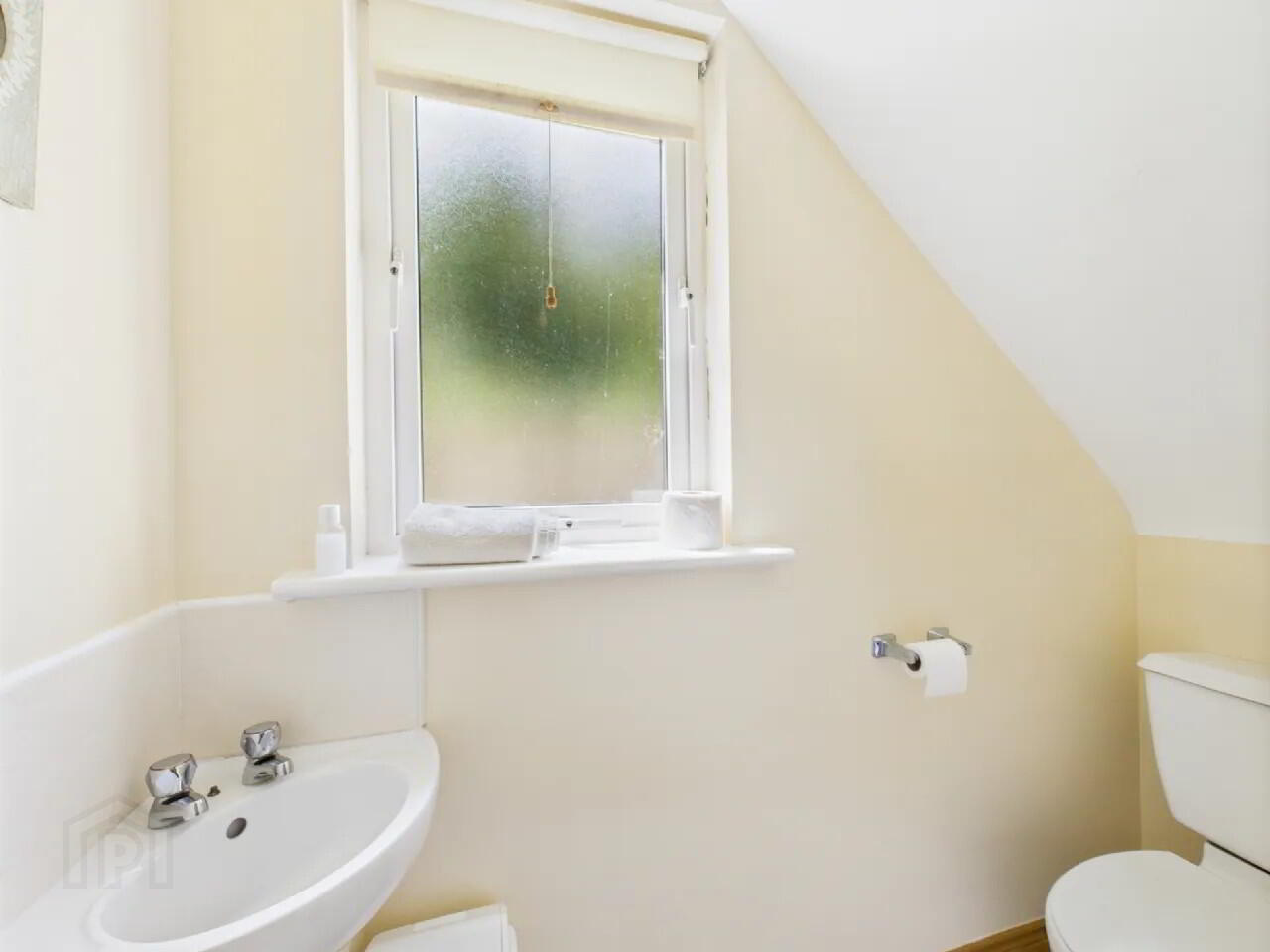 25 Fishermans Grove 7 of 17