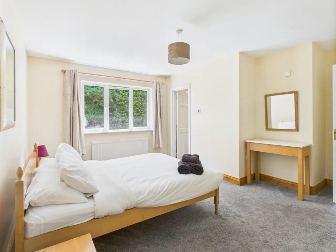 25 Fishermans Grove 11 of 17
