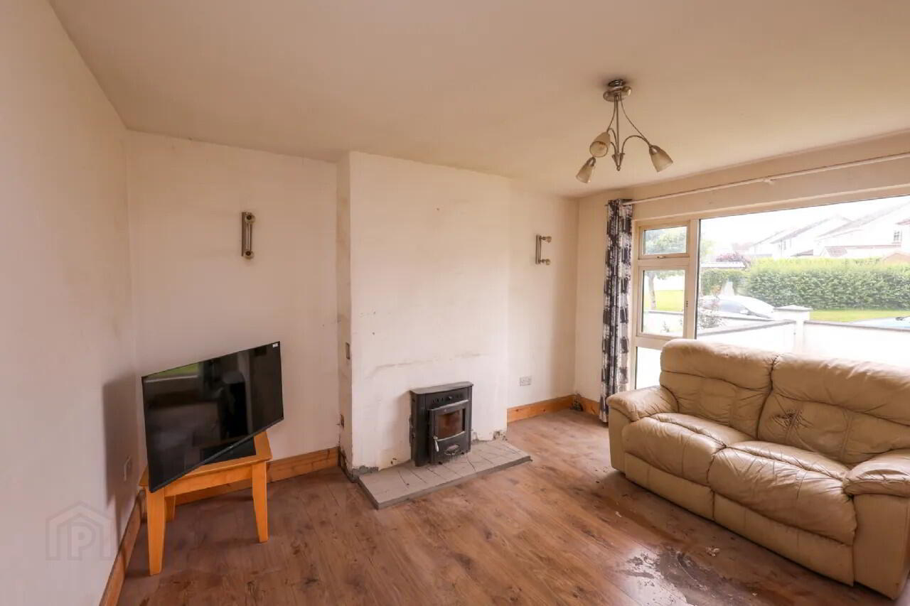 30 Clonmore Heights 3 of 32