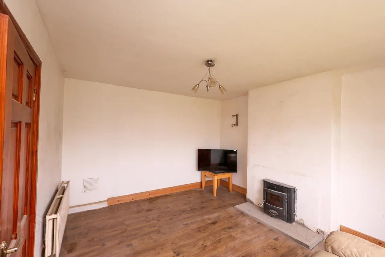 30 Clonmore Heights 4 of 32