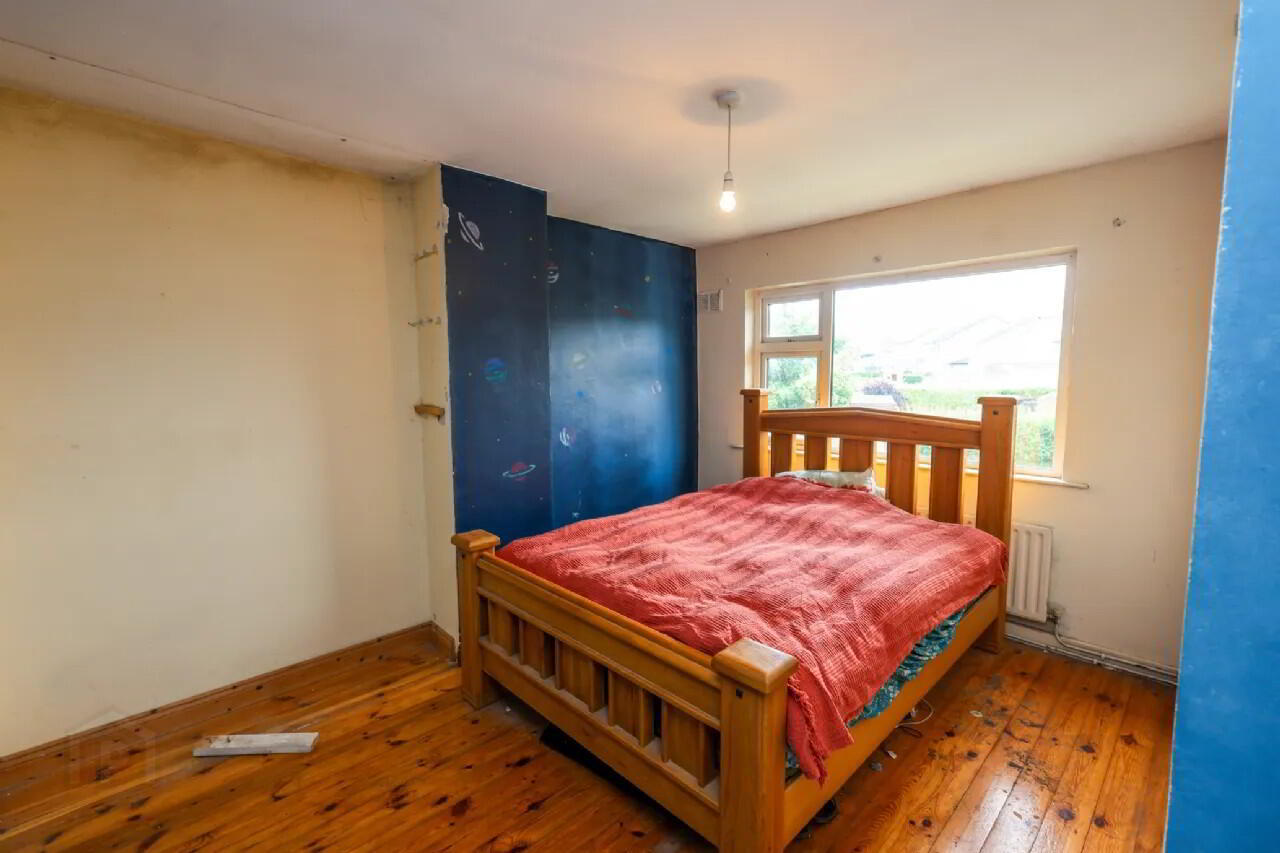 30 Clonmore Heights 18 of 32