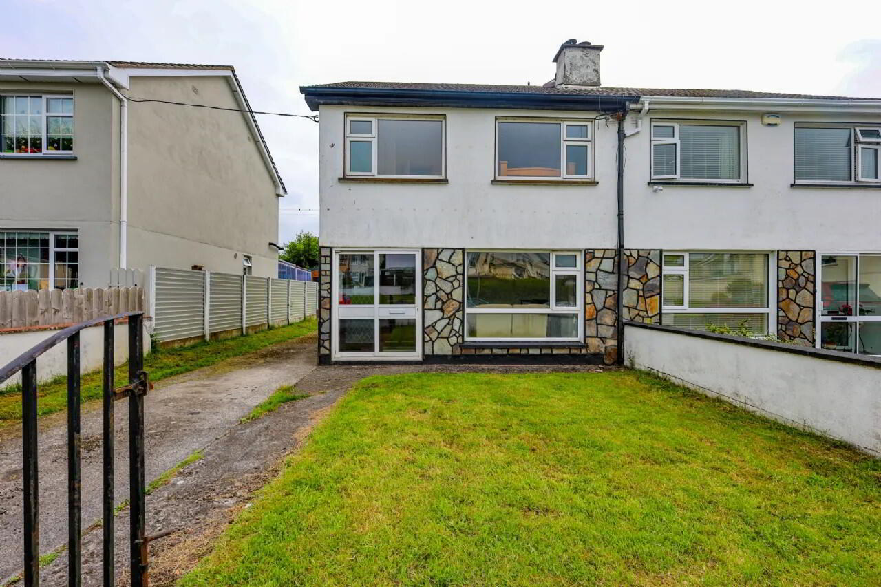 30 Clonmore Heights 28 of 32