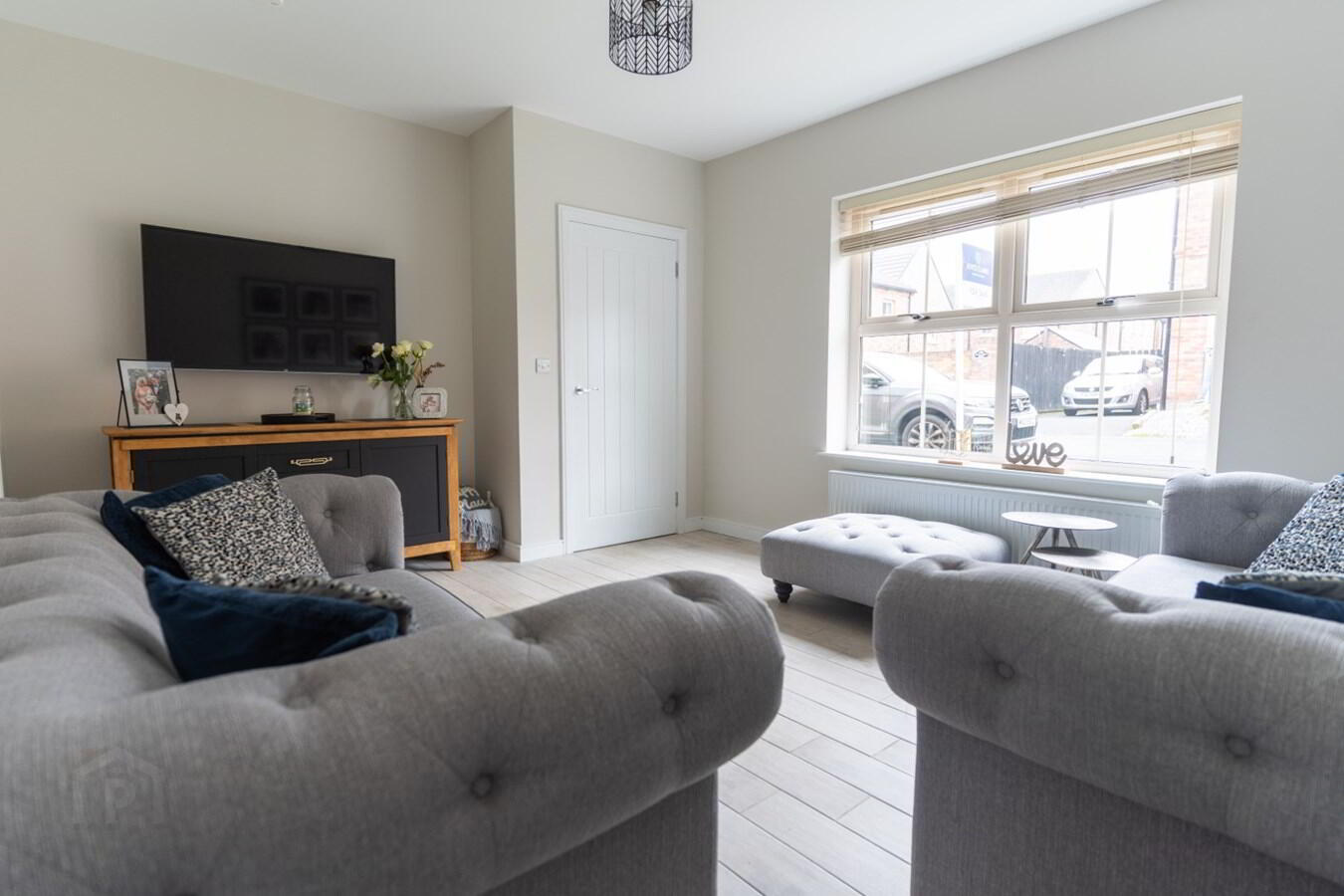 6 Moyraverty Mews 8 of 47