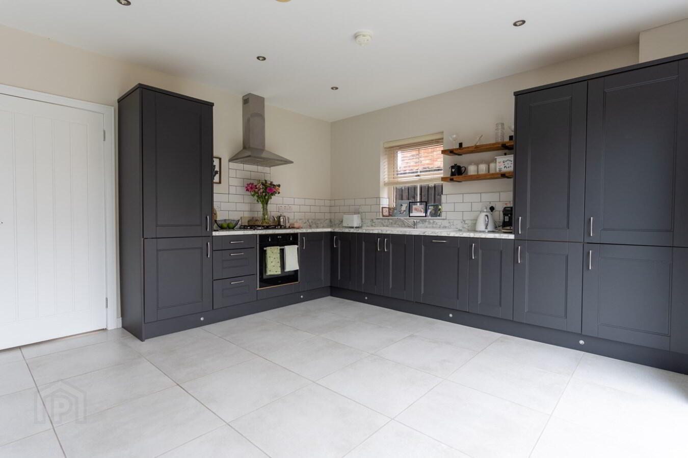 6 Moyraverty Mews 13 of 47