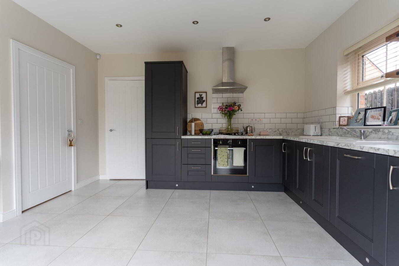 6 Moyraverty Mews 14 of 47