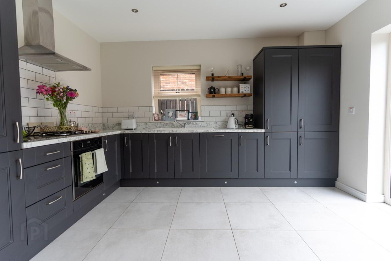 6 Moyraverty Mews 15 of 47