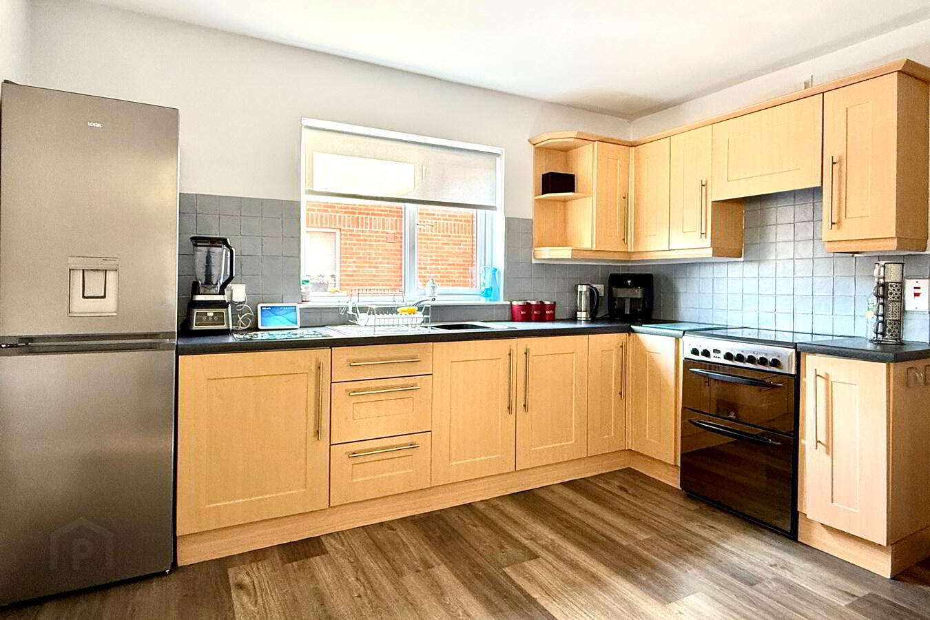 19 Ashfield Manor 5 of 14