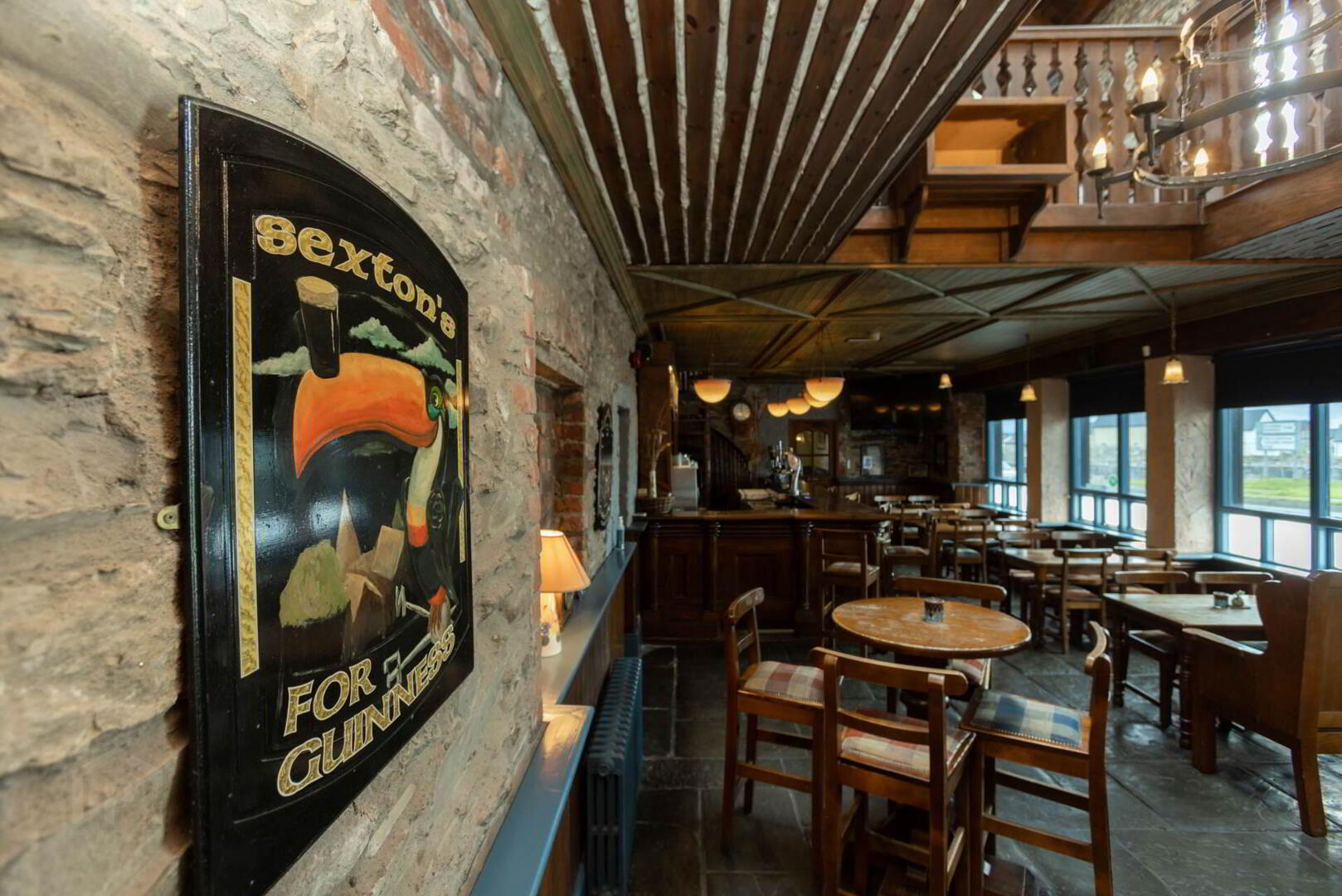 Sextons Bar & Restaurant 14 of 17