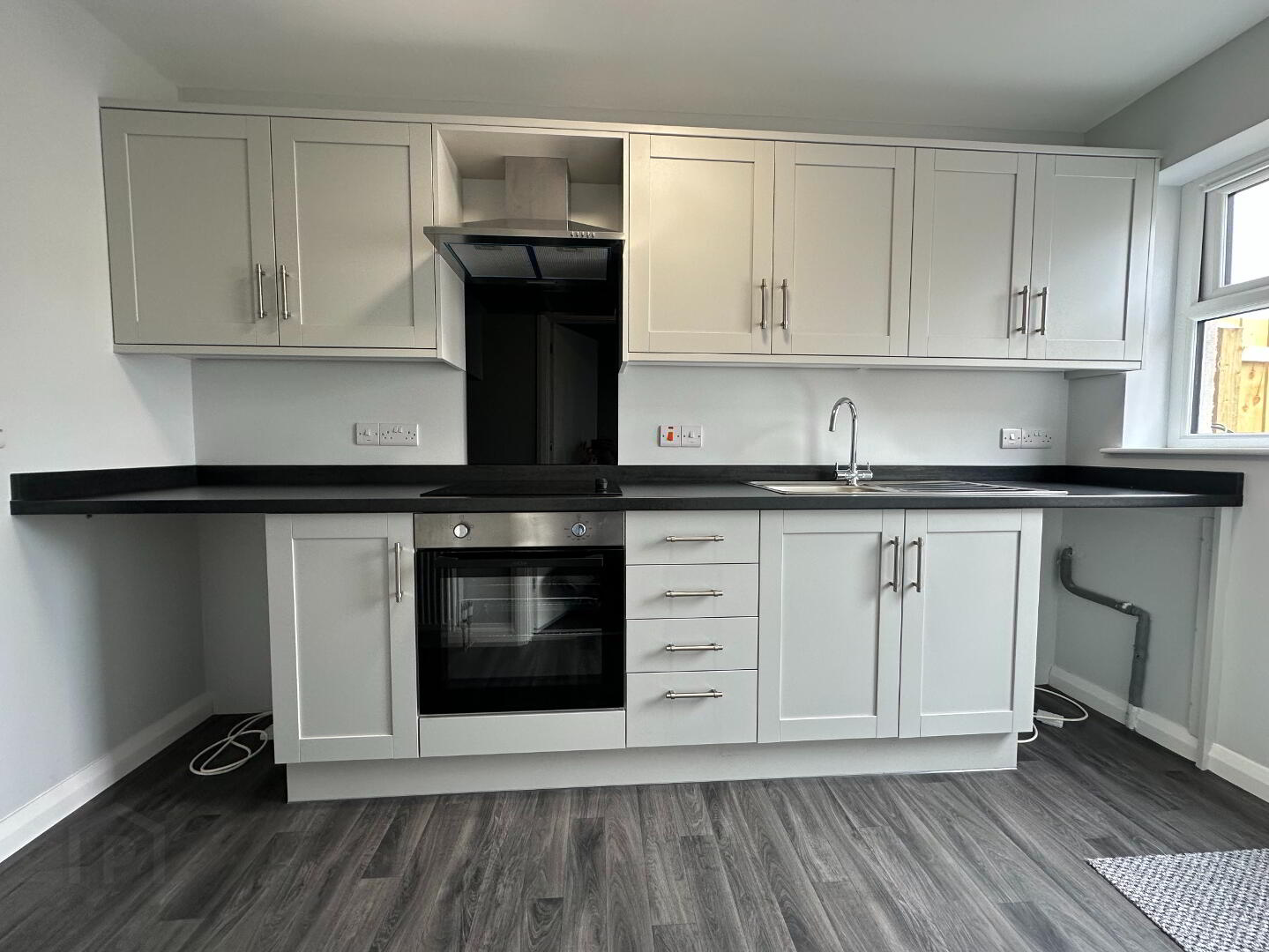 211 Queen Street 7 of 15