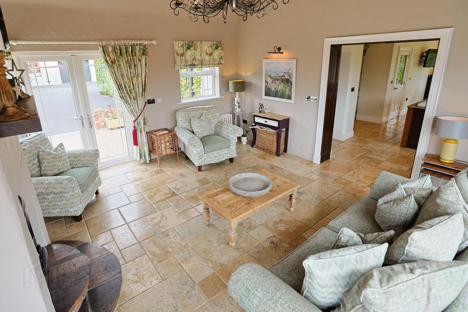 4 Tullynasoo Road 33 of 123