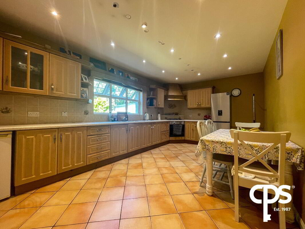 29 Clonmore Villas 7 of 18