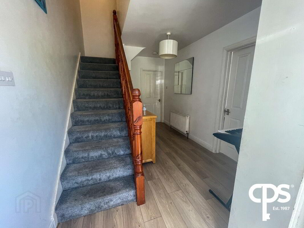 29 Clonmore Villas 4 of 18